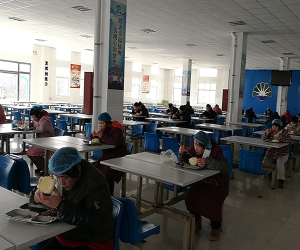 158952479844419729gL.jpg 4.jpg